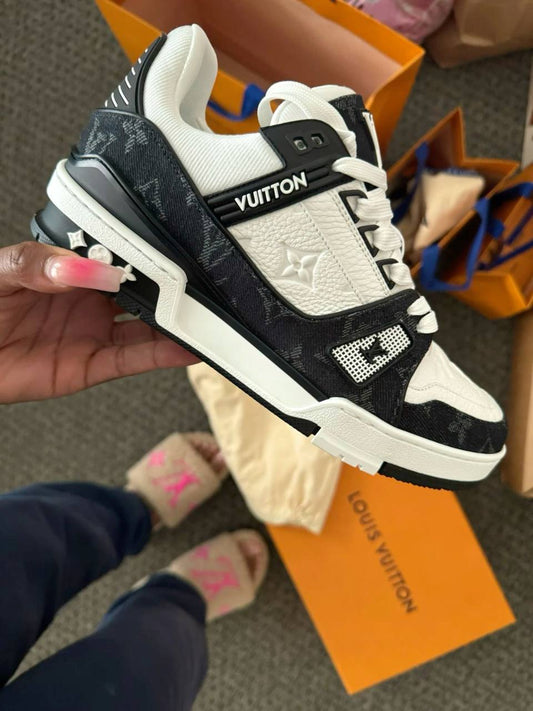 louis vuitton LV Trainer Black White