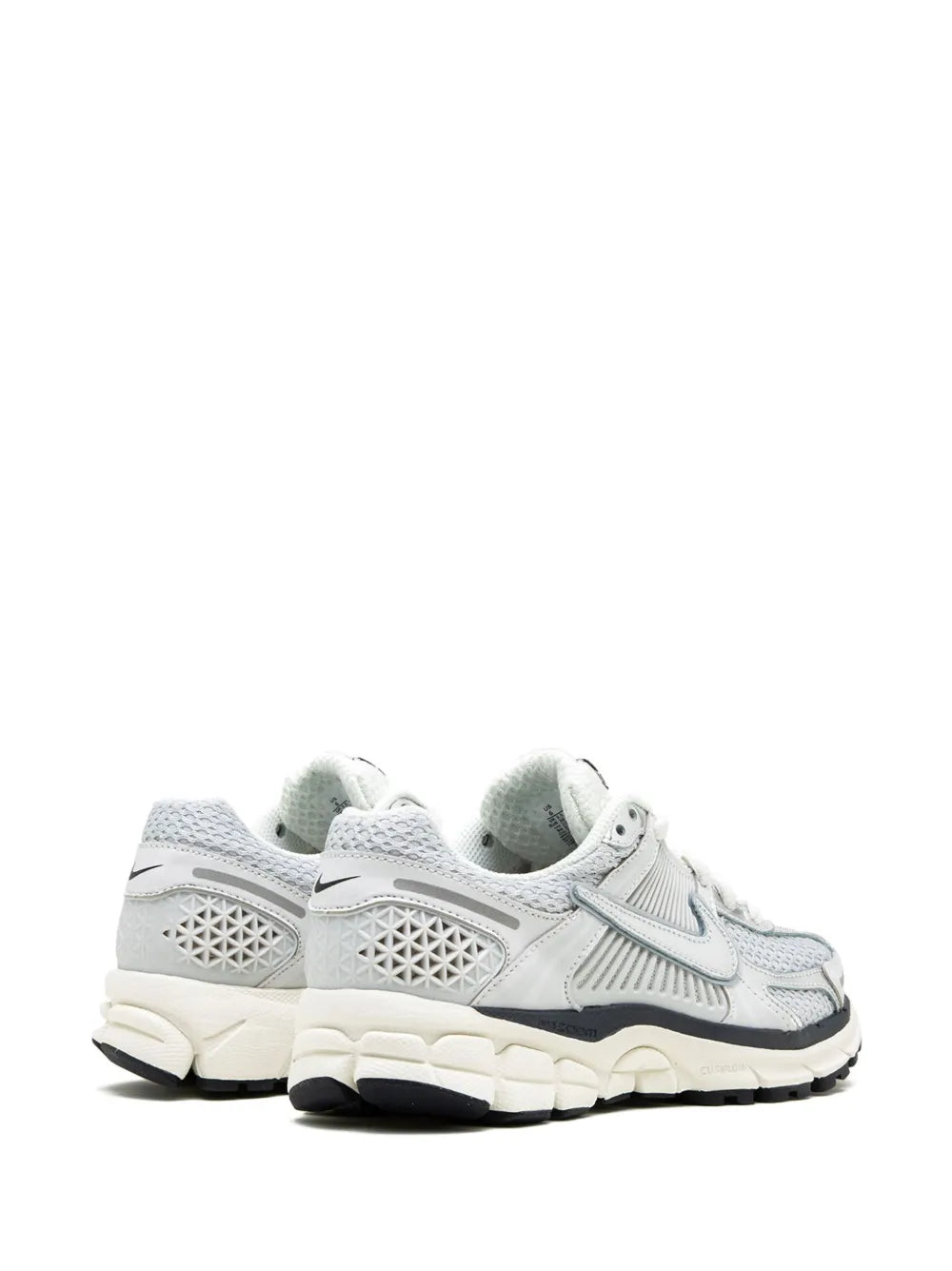 Nike Vomero 5 "Photon Dust"