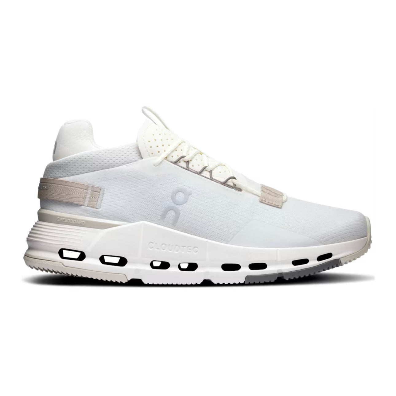 ON Wmns Cloudnova 2 Ice | Sand