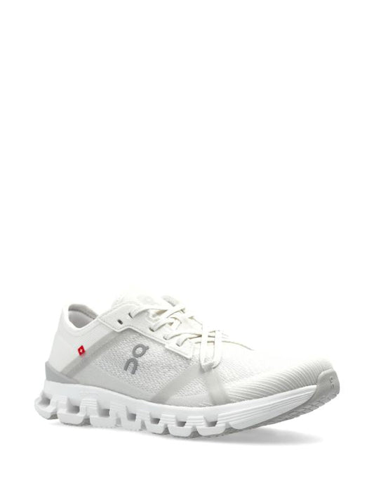 On Running Cloud X 4 AD
White Wolf