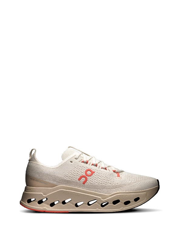 On Running Cloudsurfer Max
Ivory Salmon