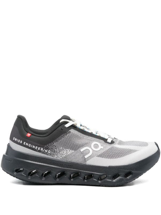 On Running Cloudsurfer Next Lumos
Black Dew